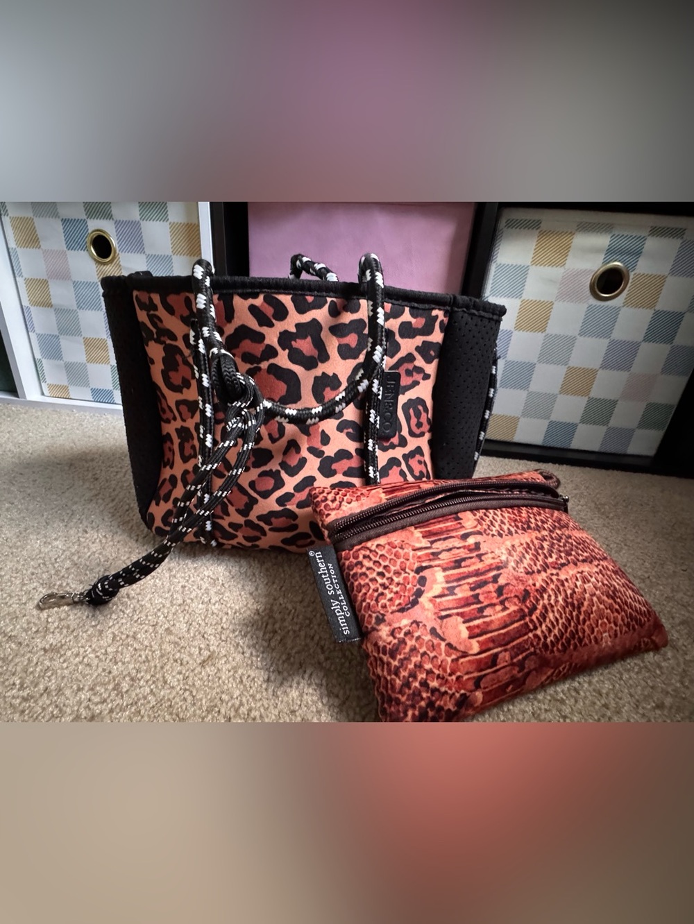 Jen & Company purse with bag insert